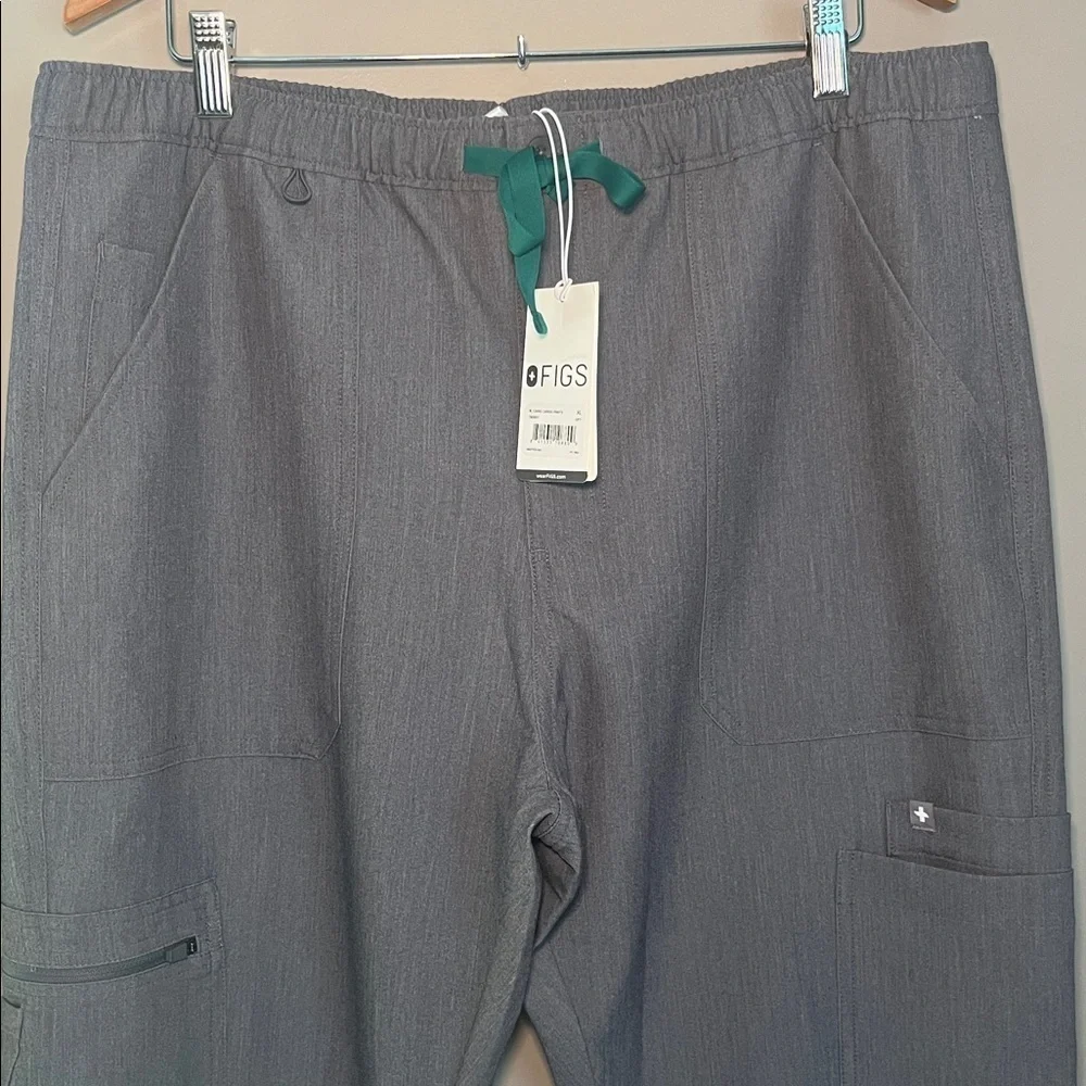 Figs Cairo Cargo Pant Men's Gray Scrubs Size XL NWT